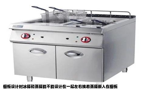 橱柜设计时冰箱和蒸箱能不能设计在一起左右挨着蒸箱嵌入在橱柜