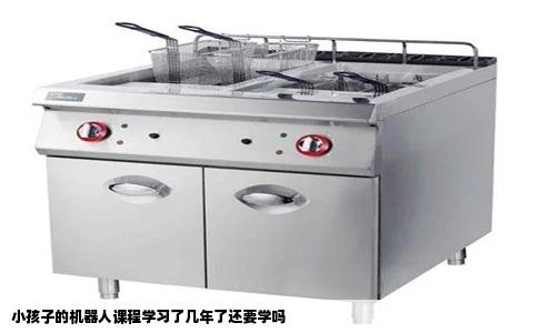 小孩子的机器人课程学习了几年了还要学吗